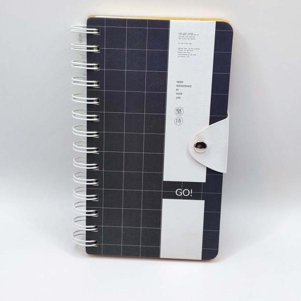 Jegyzetfüzet 10x18cm keményfedeles sima